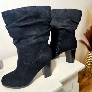 💣Style & Co Black Heeled Boots with Suede Finish💣